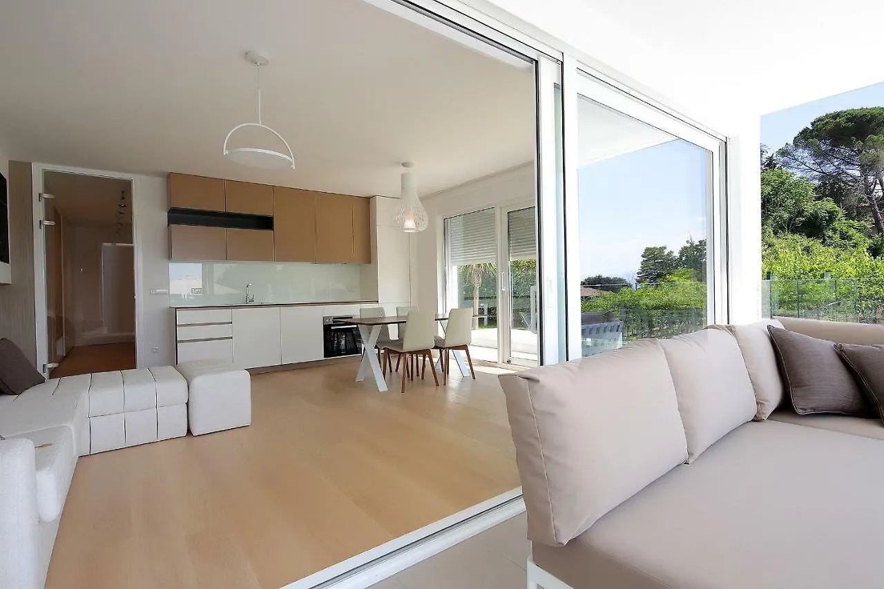 אופטיה Designed Apartment With Swimming Pool Near The Beach