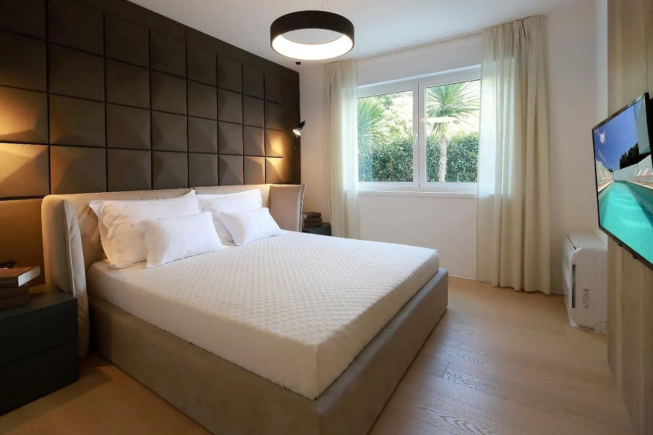 Designed Apartment With Swimming Pool Near The Beach Opatija 0*,  Croatia